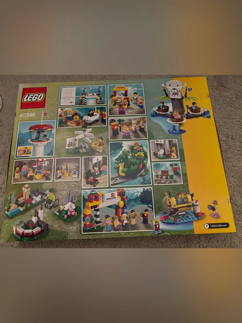 Exclusive! LEGOLAND® Park - 40346 - Picture 2 of 6